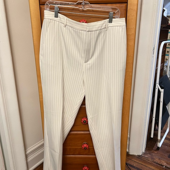 Banana Republic Suit , cream and gray pinstripe - Picture 4 of 10